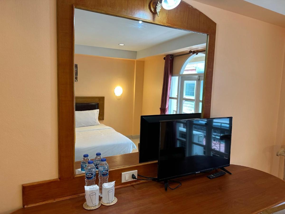 Nid Huahin Hotel エクステリア 写真